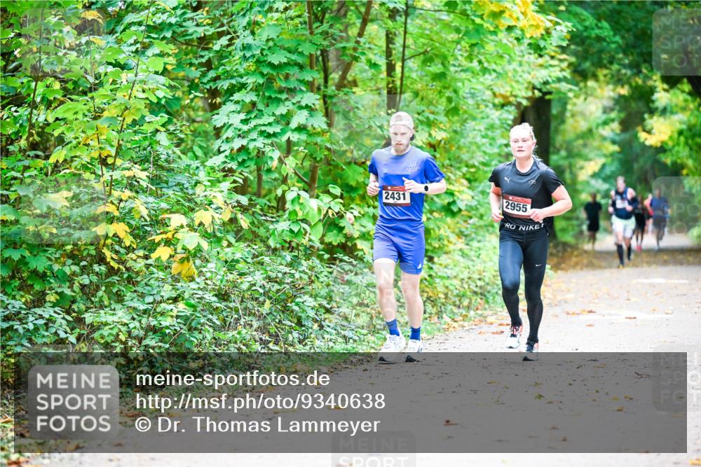 12.10.2025 - Bramfelder Halbmarathon 2025 Dr. Thomas Lammeyer http://msf.ph/oto/9340638 12.10.2025 09:48:44 Laufen 2431, 2955 meine-sportfotos.de
