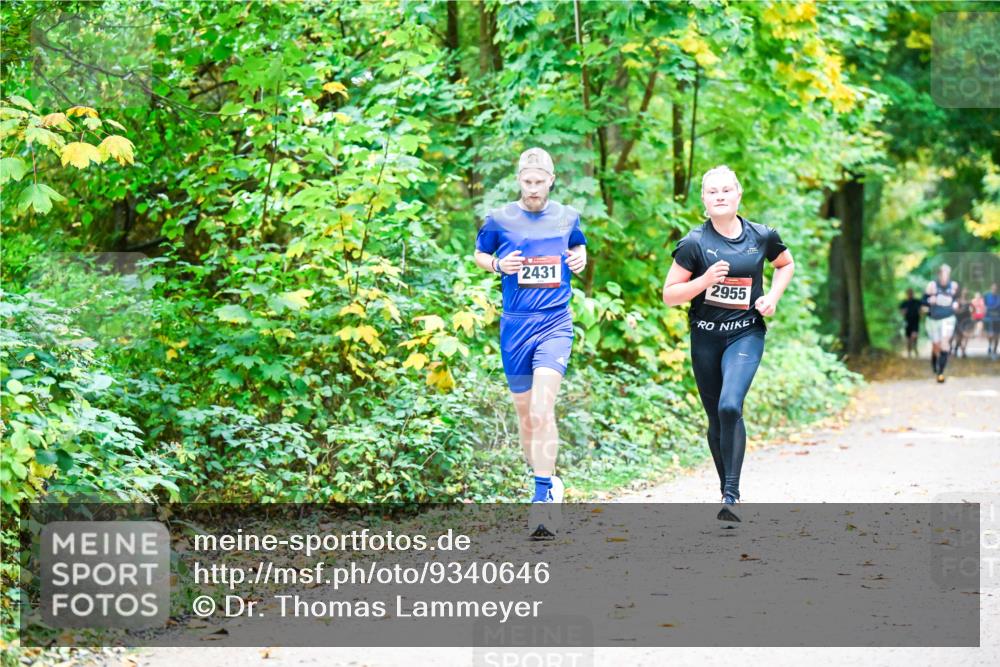 12.10.2025 - Bramfelder Halbmarathon 2025 Dr. Thomas Lammeyer http://msf.ph/oto/9340646 12.10.2025 09:48:45 Laufen 2431, 2955 meine-sportfotos.de