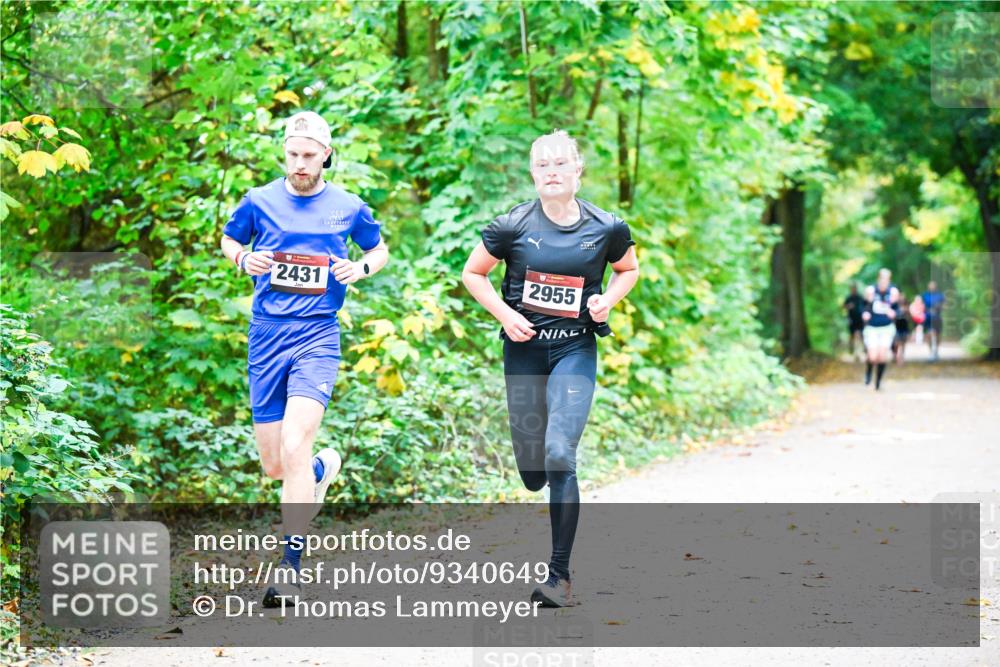 12.10.2025 - Bramfelder Halbmarathon 2025 Dr. Thomas Lammeyer http://msf.ph/oto/9340649 12.10.2025 09:48:46 Laufen 2431, 2955 meine-sportfotos.de