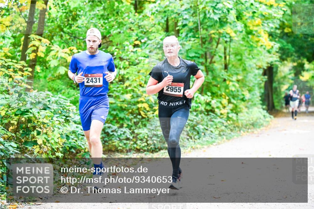 12.10.2025 - Bramfelder Halbmarathon 2025 Dr. Thomas Lammeyer http://msf.ph/oto/9340653 12.10.2025 09:48:46 Laufen 2431, 2955 meine-sportfotos.de