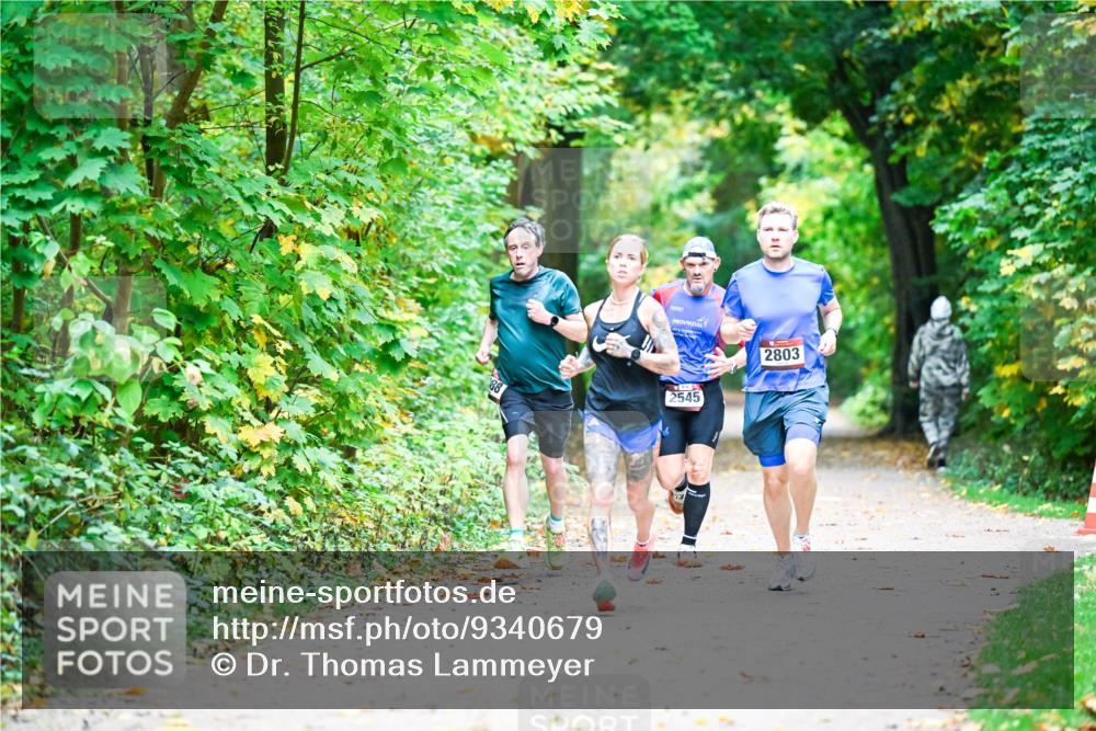 12.10.2025 - Bramfelder Halbmarathon 2025 Dr. Thomas Lammeyer http://msf.ph/oto/9340679 12.10.2025 09:48:56 Laufen 2545, 2803 meine-sportfotos.de