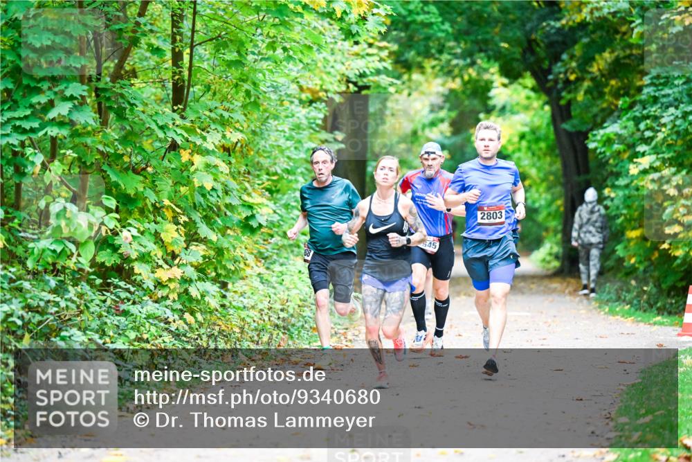 12.10.2025 - Bramfelder Halbmarathon 2025 Dr. Thomas Lammeyer http://msf.ph/oto/9340680 12.10.2025 09:48:56 Laufen 2803, 545 meine-sportfotos.de