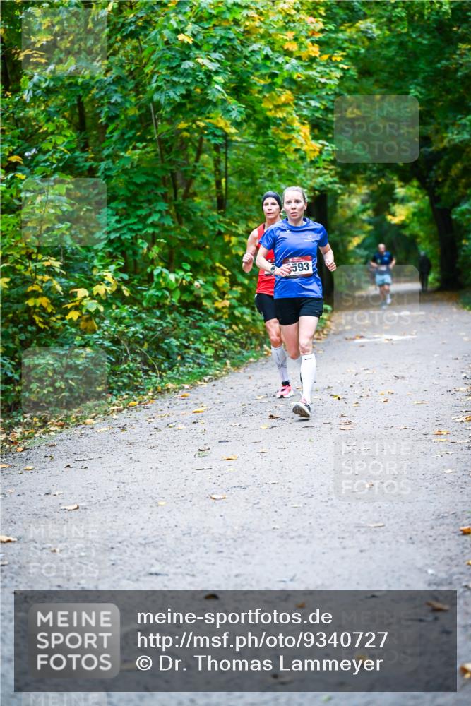 12.10.2025 - Bramfelder Halbmarathon 2025 Dr. Thomas Lammeyer http://msf.ph/oto/9340727 12.10.2025 09:49:07 Laufen 593 meine-sportfotos.de