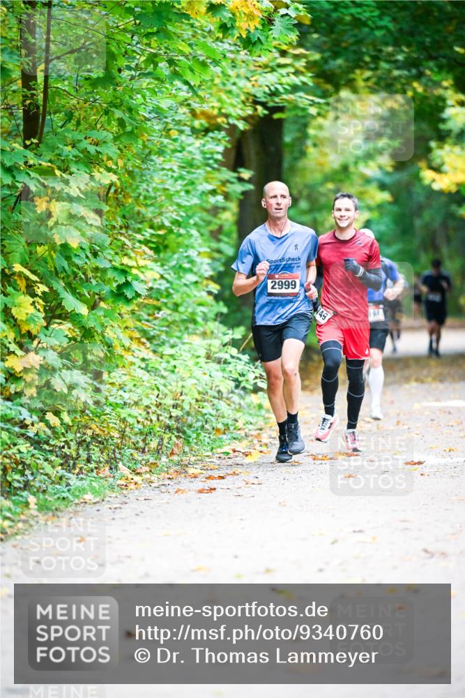 12.10.2025 - Bramfelder Halbmarathon 2025 Dr. Thomas Lammeyer http://msf.ph/oto/9340760 12.10.2025 09:49:24 Laufen 2999, 149, 894 meine-sportfotos.de