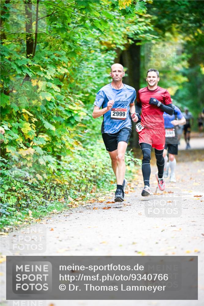 12.10.2025 - Bramfelder Halbmarathon 2025 Dr. Thomas Lammeyer http://msf.ph/oto/9340766 12.10.2025 09:49:25 Laufen 2999, 149, 894 meine-sportfotos.de