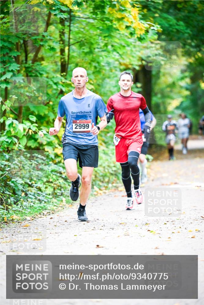 12.10.2025 - Bramfelder Halbmarathon 2025 Dr. Thomas Lammeyer http://msf.ph/oto/9340775 12.10.2025 09:49:27 Laufen 2999, 49 meine-sportfotos.de