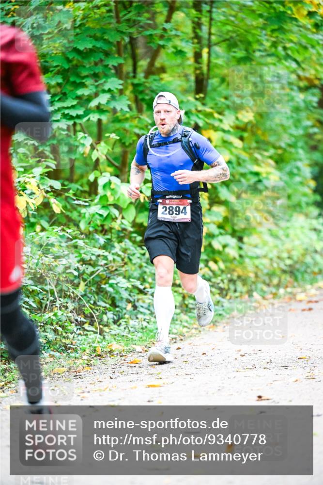 12.10.2025 - Bramfelder Halbmarathon 2025 Dr. Thomas Lammeyer http://msf.ph/oto/9340778 12.10.2025 09:49:29 Laufen 2894 meine-sportfotos.de