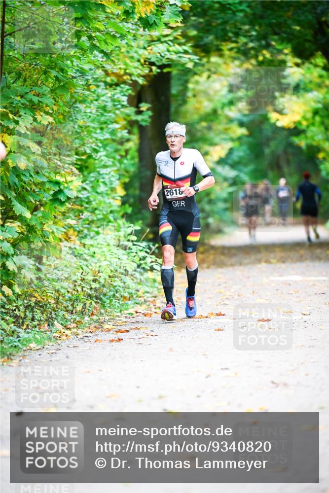 12.10.2025 - Bramfelder Halbmarathon 2025 Dr. Thomas Lammeyer http://msf.ph/oto/9340820 12.10.2025 09:49:39 Laufen 2618 meine-sportfotos.de