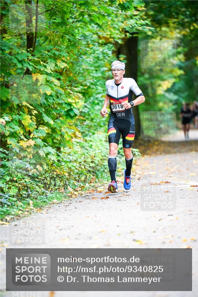 12.10.2025 - Bramfelder Halbmarathon 2025 Dr. Thomas Lammeyer http://msf.ph/oto/9340825 12.10.2025 09:49:39 Laufen 2618 meine-sportfotos.de