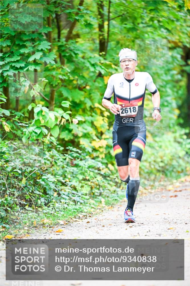 12.10.2025 - Bramfelder Halbmarathon 2025 Dr. Thomas Lammeyer http://msf.ph/oto/9340838 12.10.2025 09:49:41 Laufen 2618 meine-sportfotos.de