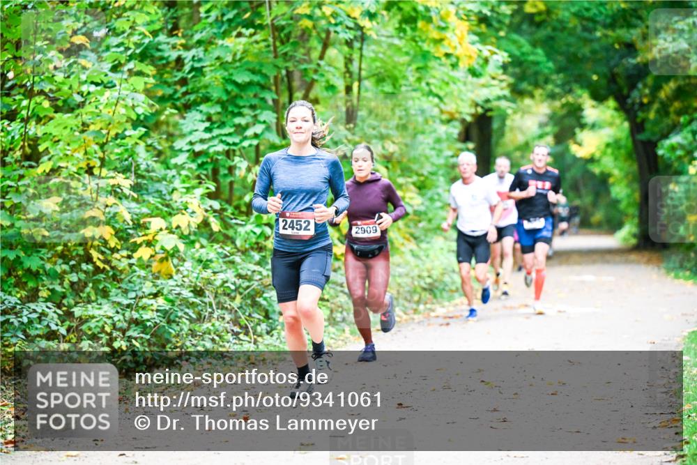 12.10.2025 - Bramfelder Halbmarathon 2025 Dr. Thomas Lammeyer http://msf.ph/oto/9341061 12.10.2025 09:50:36 Laufen 2452, 2909 meine-sportfotos.de