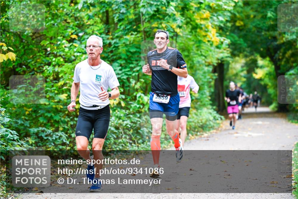 12.10.2025 - Bramfelder Halbmarathon 2025 Dr. Thomas Lammeyer http://msf.ph/oto/9341086 12.10.2025 09:50:40 Laufen 2659, 755 meine-sportfotos.de