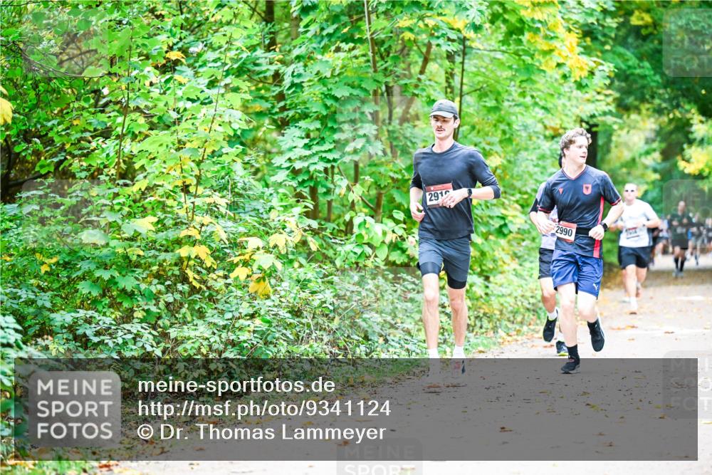12.10.2025 - Bramfelder Halbmarathon 2025 Dr. Thomas Lammeyer http://msf.ph/oto/9341124 12.10.2025 09:50:48 Laufen 291, 2990 meine-sportfotos.de
