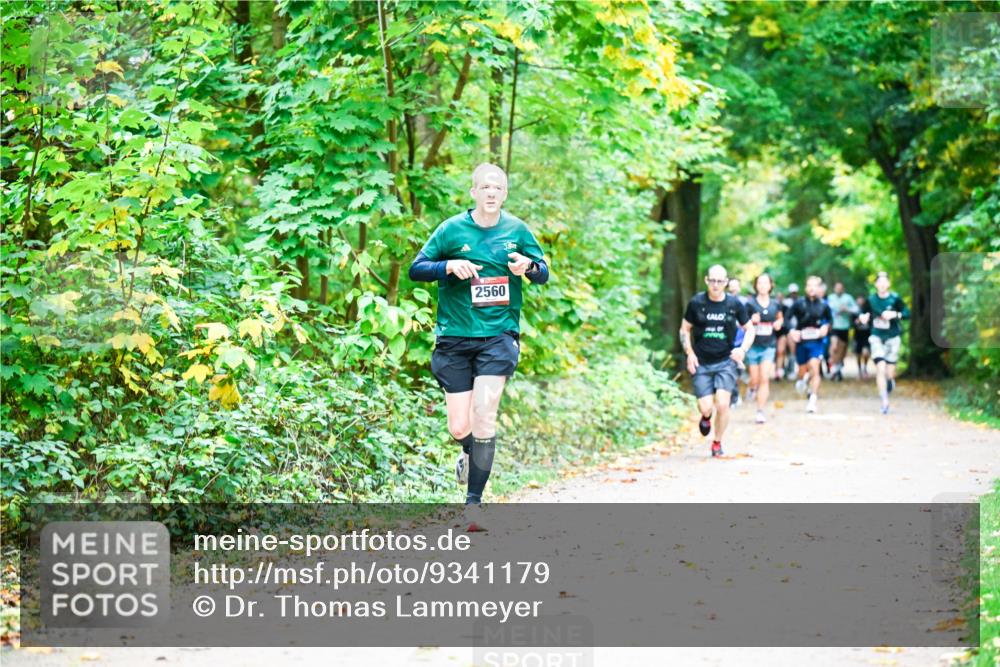 12.10.2025 - Bramfelder Halbmarathon 2025 Dr. Thomas Lammeyer http://msf.ph/oto/9341179 12.10.2025 09:51:00 Laufen 2560 meine-sportfotos.de