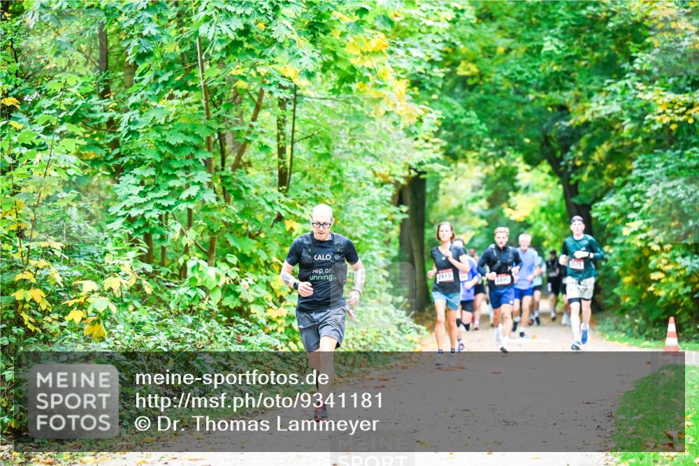 12.10.2025 - Bramfelder Halbmarathon 2025 Dr. Thomas Lammeyer http://msf.ph/oto/9341181 12.10.2025 09:51:02 Laufen 2915, 1575 meine-sportfotos.de