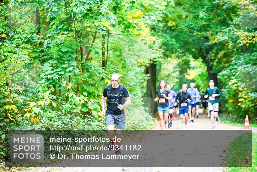 12.10.2025 - Bramfelder Halbmarathon 2025 Dr. Thomas Lammeyer http://msf.ph/oto/9341182 12.10.2025 09:51:02 Laufen 2915 meine-sportfotos.de
