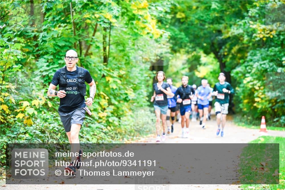12.10.2025 - Bramfelder Halbmarathon 2025 Dr. Thomas Lammeyer http://msf.ph/oto/9341191 12.10.2025 09:51:04 Laufen 1915 meine-sportfotos.de