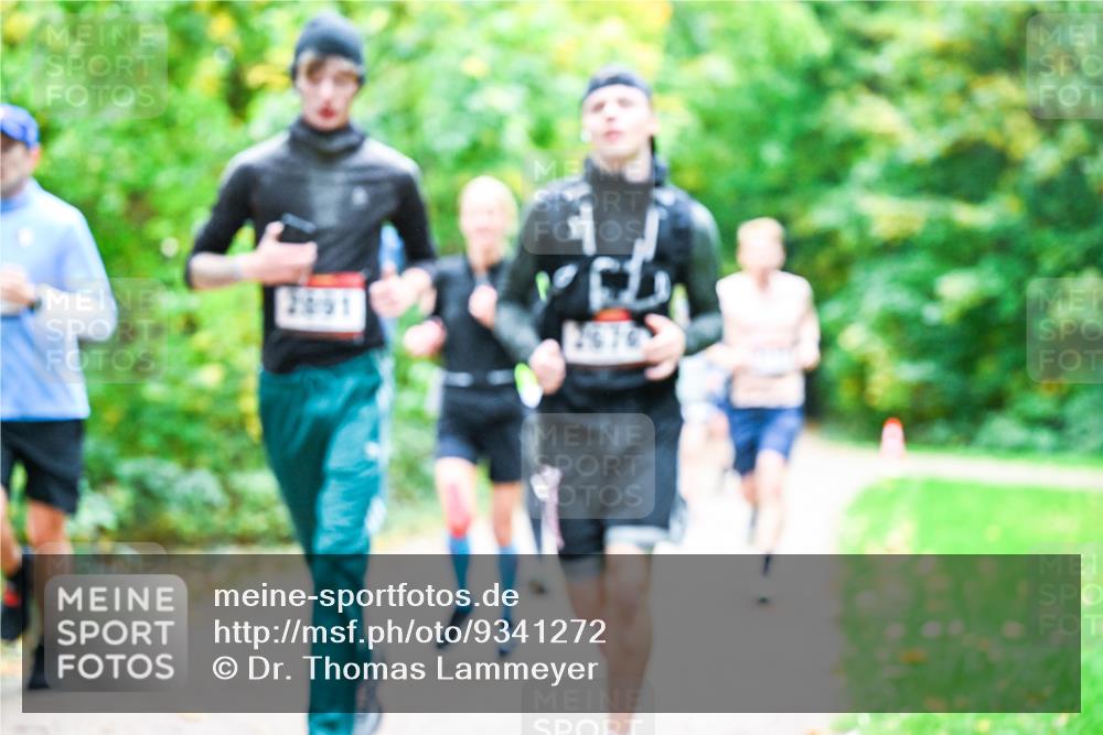 12.10.2025 - Bramfelder Halbmarathon 2025 Dr. Thomas Lammeyer http://msf.ph/oto/9341272 12.10.2025 09:51:16 Laufen 2091, 2676 meine-sportfotos.de