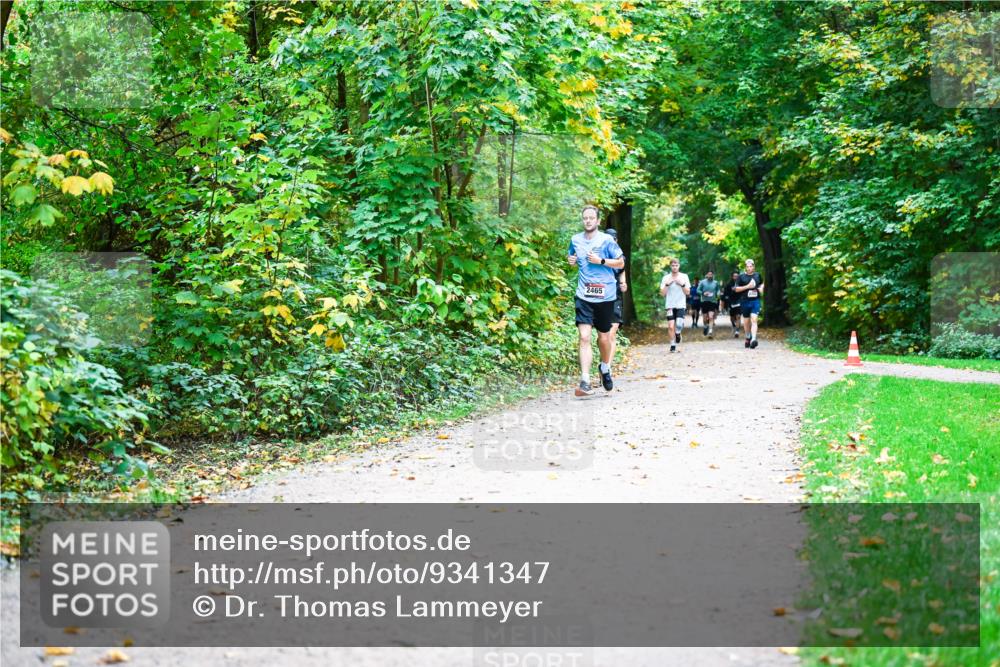 12.10.2025 - Bramfelder Halbmarathon 2025 Dr. Thomas Lammeyer http://msf.ph/oto/9341347 12.10.2025 09:51:32 Laufen 2465 meine-sportfotos.de