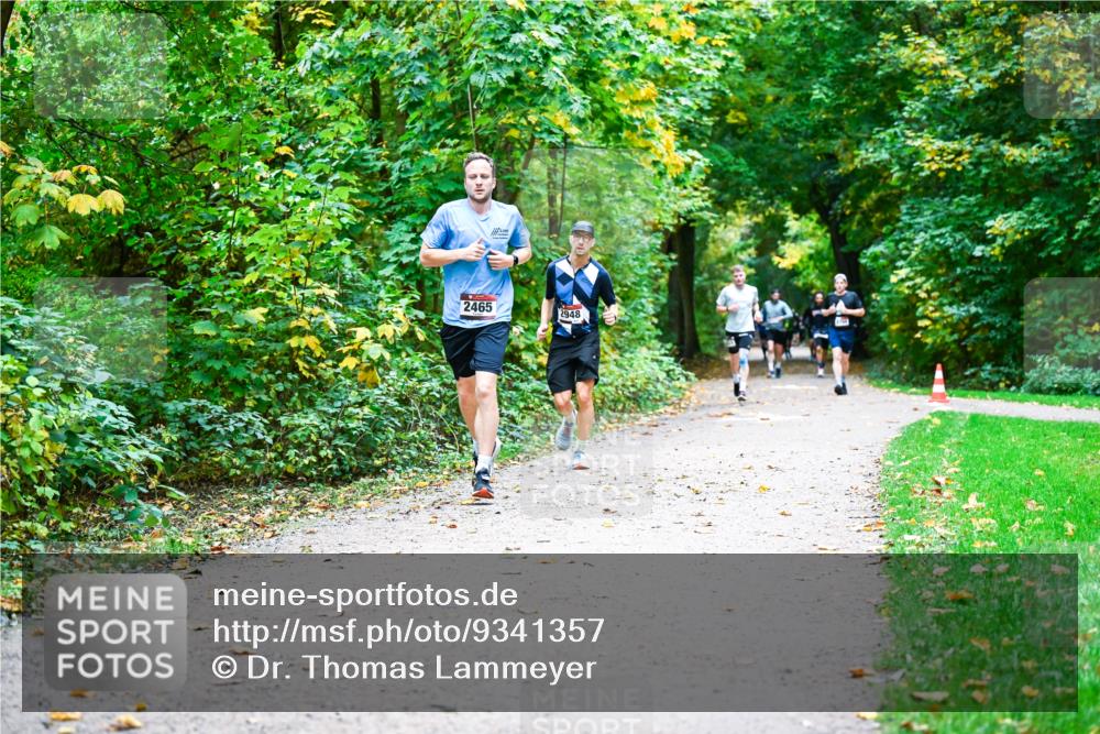 12.10.2025 - Bramfelder Halbmarathon 2025 Dr. Thomas Lammeyer http://msf.ph/oto/9341357 12.10.2025 09:51:35 Laufen 2465, 2948 meine-sportfotos.de