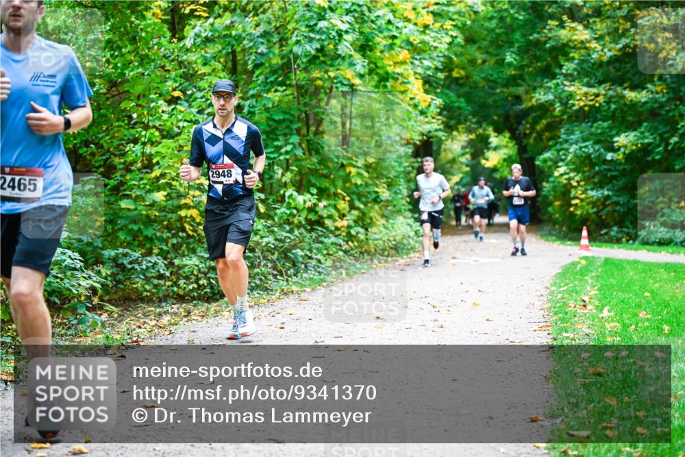 12.10.2025 - Bramfelder Halbmarathon 2025 Dr. Thomas Lammeyer http://msf.ph/oto/9341370 12.10.2025 09:51:37 Laufen 2465, 2948 meine-sportfotos.de