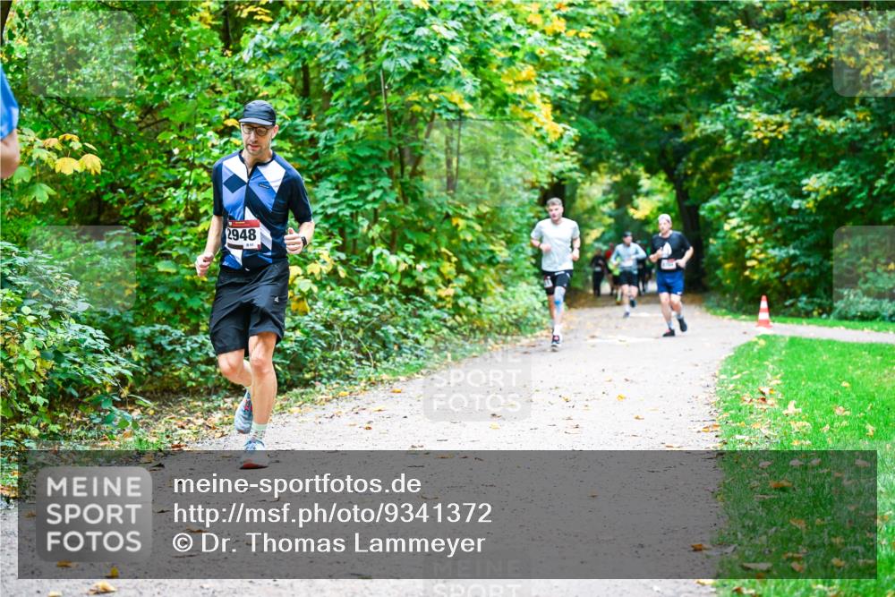 12.10.2025 - Bramfelder Halbmarathon 2025 Dr. Thomas Lammeyer http://msf.ph/oto/9341372 12.10.2025 09:51:37 Laufen 2948, 851 meine-sportfotos.de