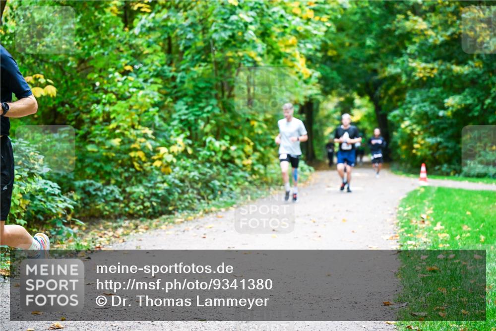 12.10.2025 - Bramfelder Halbmarathon 2025 Dr. Thomas Lammeyer http://msf.ph/oto/9341380 12.10.2025 09:51:38 Laufen  meine-sportfotos.de