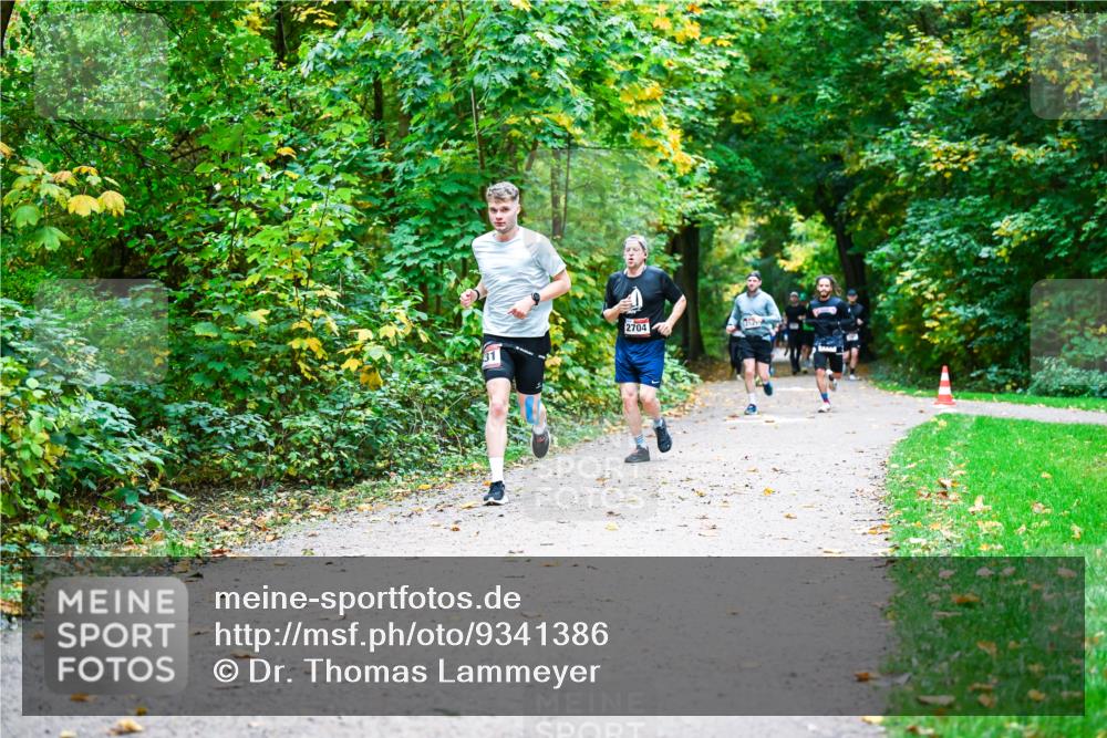 12.10.2025 - Bramfelder Halbmarathon 2025 Dr. Thomas Lammeyer http://msf.ph/oto/9341386 12.10.2025 09:51:40 Laufen 2704 meine-sportfotos.de