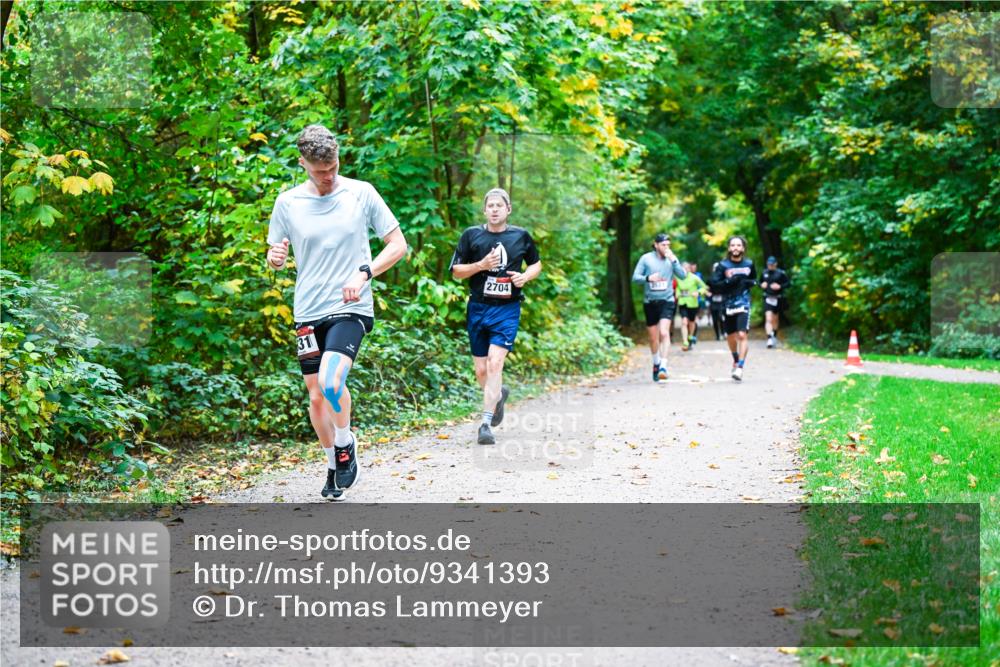 12.10.2025 - Bramfelder Halbmarathon 2025 Dr. Thomas Lammeyer http://msf.ph/oto/9341393 12.10.2025 09:51:41 Laufen 31, 2704 meine-sportfotos.de