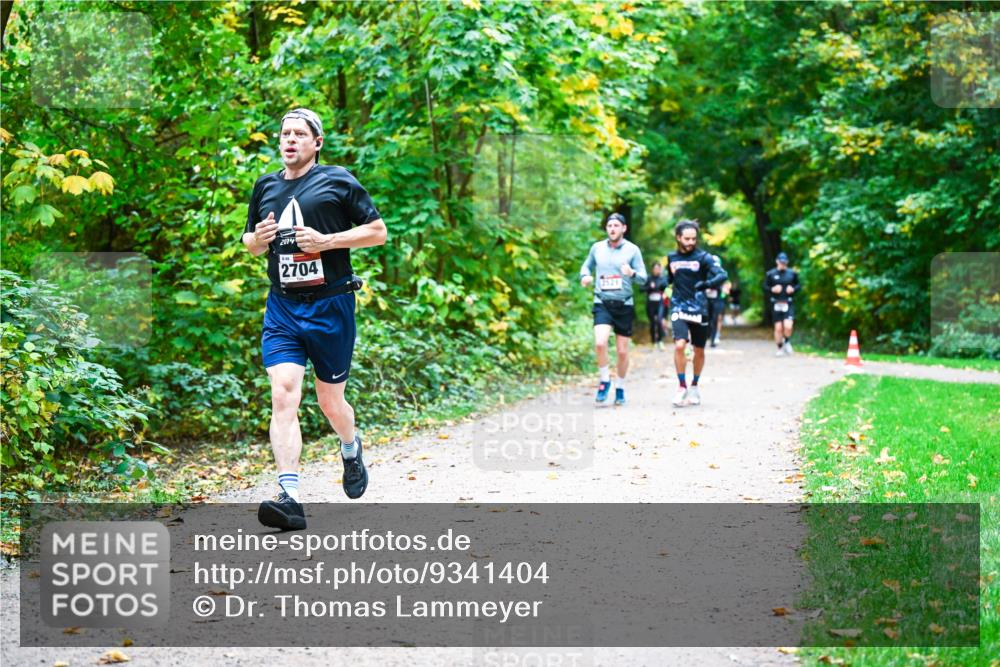 12.10.2025 - Bramfelder Halbmarathon 2025 Dr. Thomas Lammeyer http://msf.ph/oto/9341404 12.10.2025 09:51:42 Laufen 2014, 2704, 2521 meine-sportfotos.de
