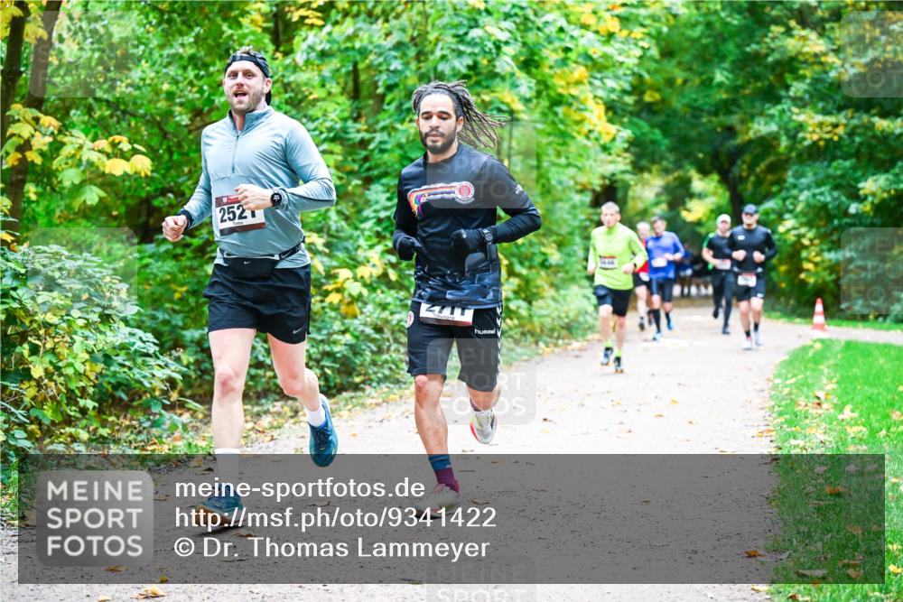 12.10.2025 - Bramfelder Halbmarathon 2025 Dr. Thomas Lammeyer http://msf.ph/oto/9341422 12.10.2025 09:51:46 Laufen 252 meine-sportfotos.de
