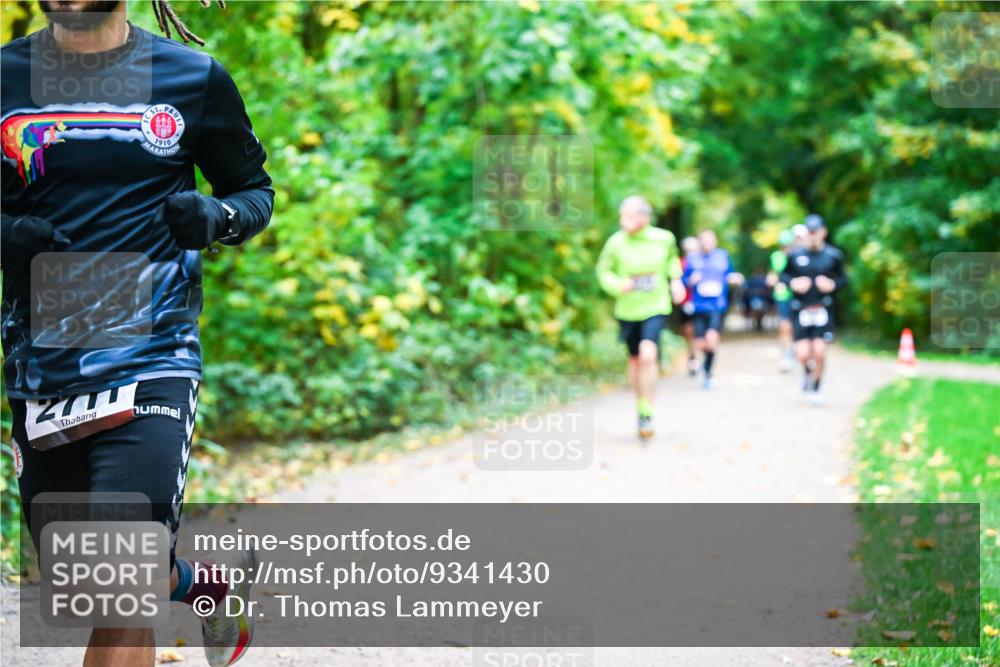 12.10.2025 - Bramfelder Halbmarathon 2025 Dr. Thomas Lammeyer http://msf.ph/oto/9341430 12.10.2025 09:51:47 Laufen 1910, 20 meine-sportfotos.de