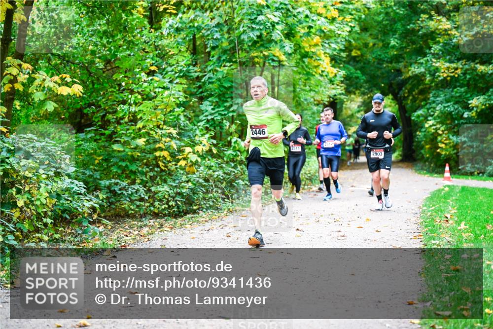 12.10.2025 - Bramfelder Halbmarathon 2025 Dr. Thomas Lammeyer http://msf.ph/oto/9341436 12.10.2025 09:51:48 Laufen 2446, 2511, 2512, 2903 meine-sportfotos.de