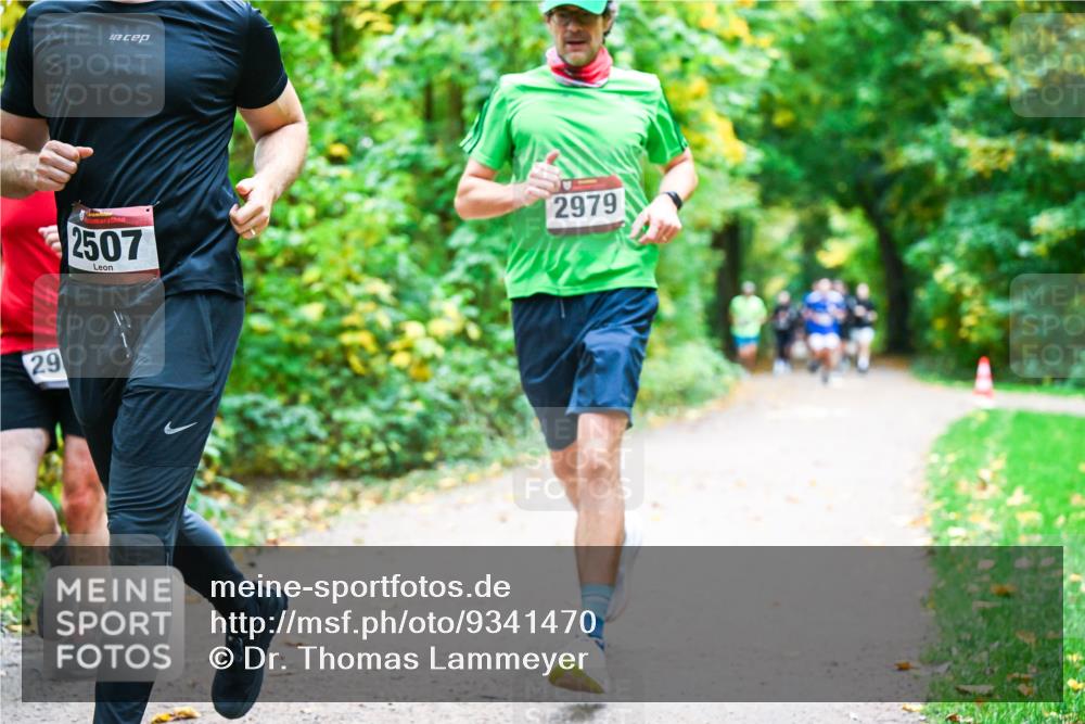 12.10.2025 - Bramfelder Halbmarathon 2025 Dr. Thomas Lammeyer http://msf.ph/oto/9341470 12.10.2025 09:51:54 Laufen 29, 2507, 2979 meine-sportfotos.de