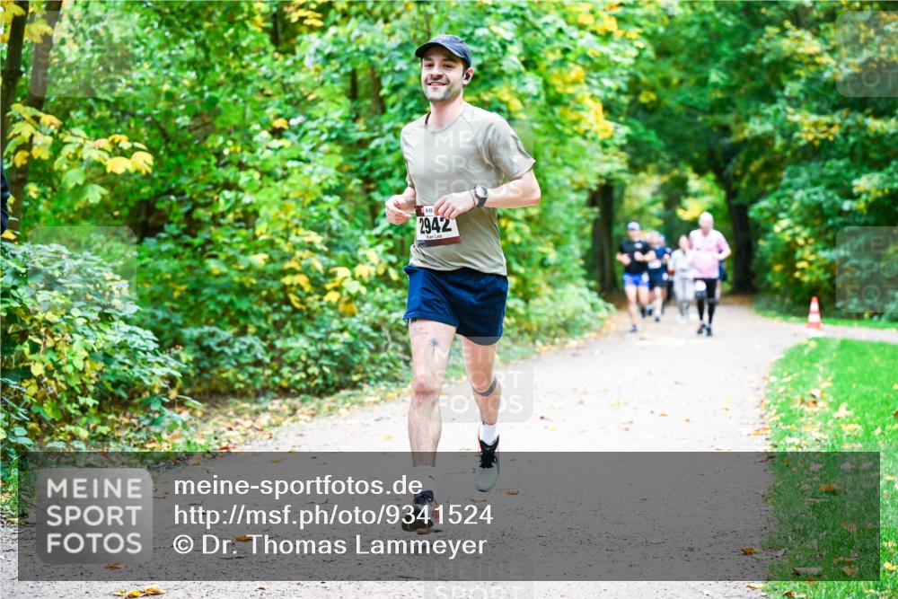 12.10.2025 - Bramfelder Halbmarathon 2025 Dr. Thomas Lammeyer http://msf.ph/oto/9341524 12.10.2025 09:52:08 Laufen 862, 2942 meine-sportfotos.de