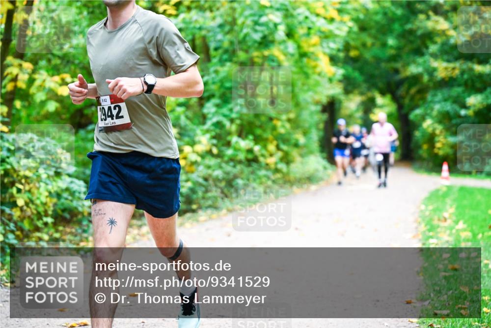 12.10.2025 - Bramfelder Halbmarathon 2025 Dr. Thomas Lammeyer http://msf.ph/oto/9341529 12.10.2025 09:52:08 Laufen 1862, 2942 meine-sportfotos.de