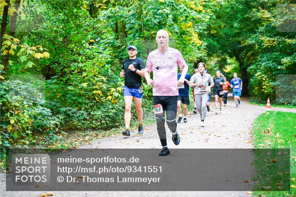 12.10.2025 - Bramfelder Halbmarathon 2025 Dr. Thomas Lammeyer http://msf.ph/oto/9341551 12.10.2025 09:52:13 Laufen 162, 2957, 2487, 258 meine-sportfotos.de
