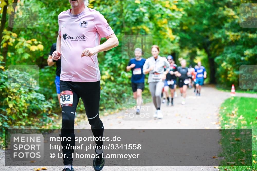 12.10.2025 - Bramfelder Halbmarathon 2025 Dr. Thomas Lammeyer http://msf.ph/oto/9341558 12.10.2025 09:52:14 Laufen 162 meine-sportfotos.de