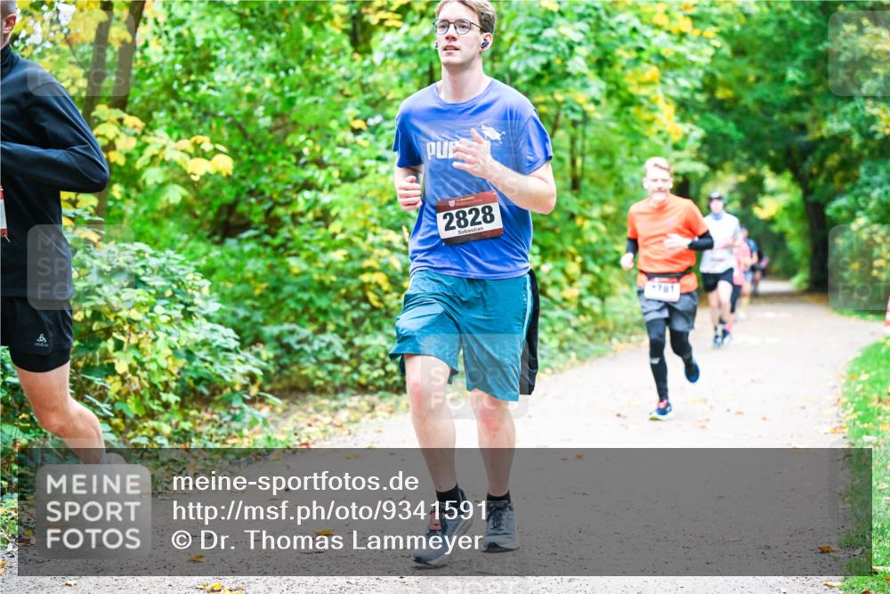 12.10.2025 - Bramfelder Halbmarathon 2025 Dr. Thomas Lammeyer http://msf.ph/oto/9341591 12.10.2025 09:52:20 Laufen 2828, 7781 meine-sportfotos.de