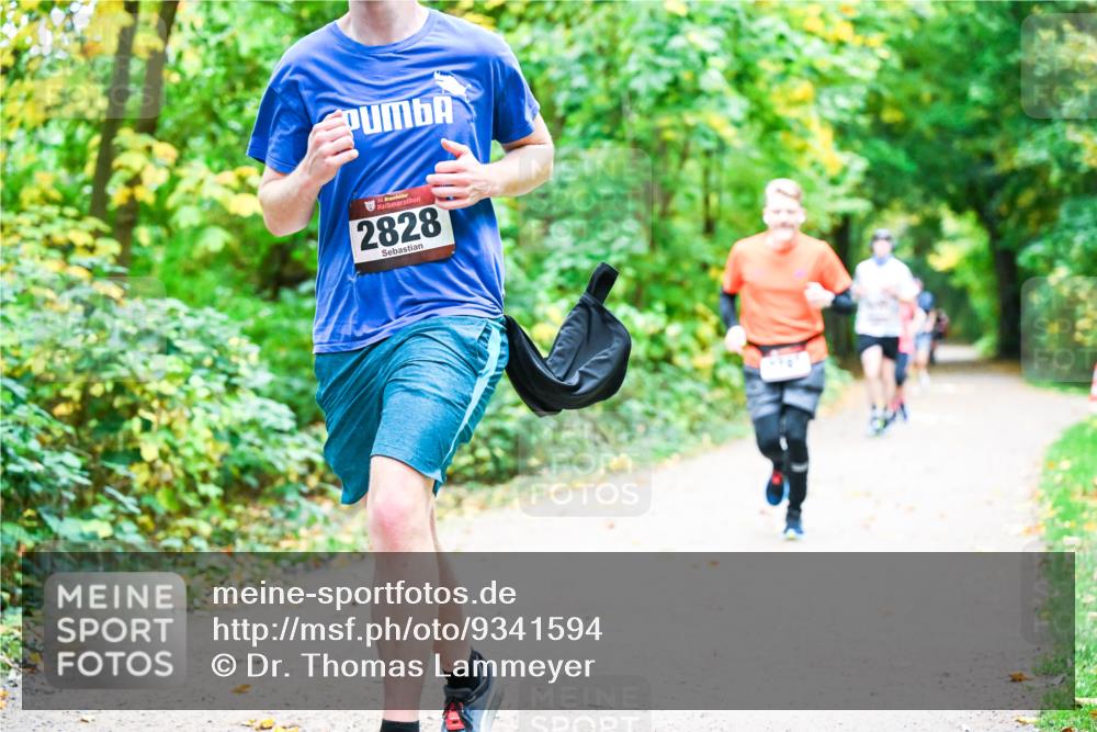 12.10.2025 - Bramfelder Halbmarathon 2025 Dr. Thomas Lammeyer http://msf.ph/oto/9341594 12.10.2025 09:52:20 Laufen 34, 2828 meine-sportfotos.de