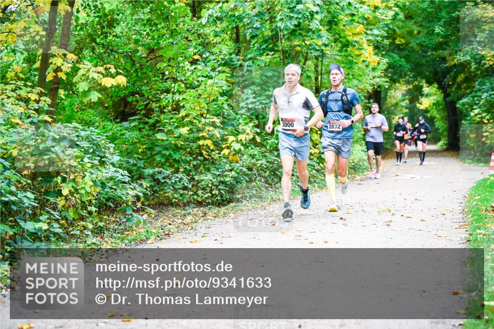12.10.2025 - Bramfelder Halbmarathon 2025 Dr. Thomas Lammeyer http://msf.ph/oto/9341633 12.10.2025 09:52:27 Laufen 3000, 2832, 271 meine-sportfotos.de