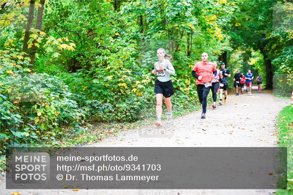 12.10.2025 - Bramfelder Halbmarathon 2025 Dr. Thomas Lammeyer http://msf.ph/oto/9341703 12.10.2025 09:52:46 Laufen 2970, 2541, 459 meine-sportfotos.de