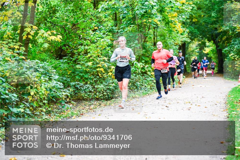 12.10.2025 - Bramfelder Halbmarathon 2025 Dr. Thomas Lammeyer http://msf.ph/oto/9341706 12.10.2025 09:52:46 Laufen 2970, 2541 meine-sportfotos.de