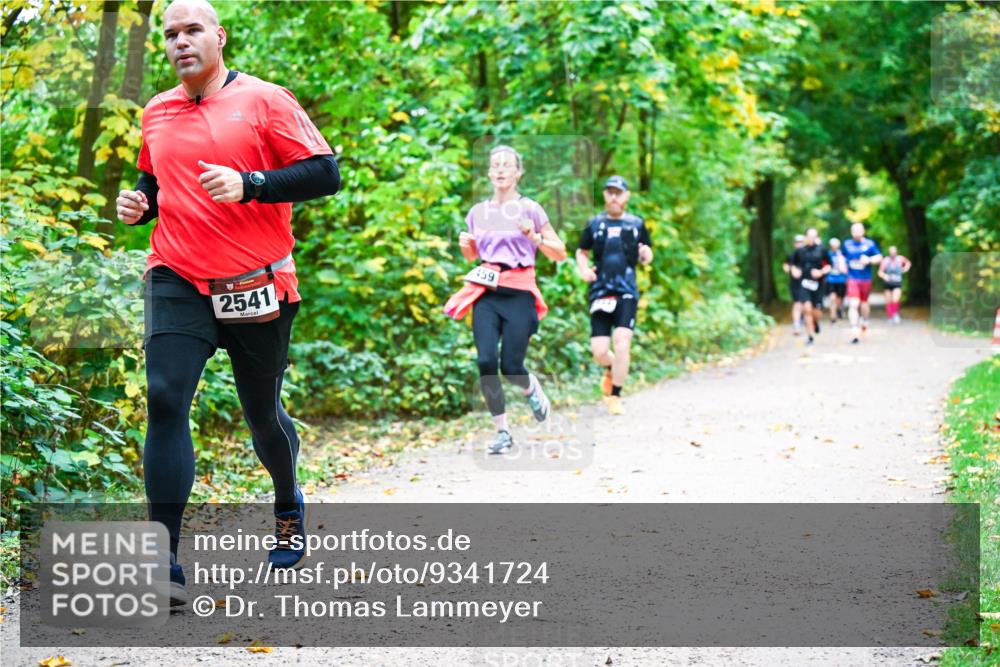 12.10.2025 - Bramfelder Halbmarathon 2025 Dr. Thomas Lammeyer http://msf.ph/oto/9341724 12.10.2025 09:52:49 Laufen 2541, 459 meine-sportfotos.de
