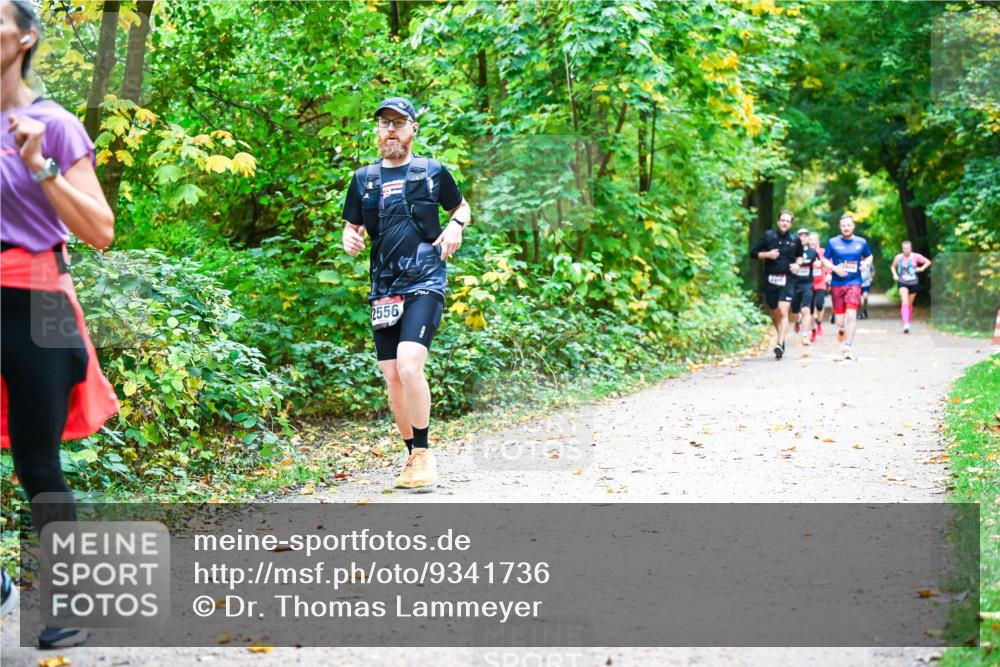 12.10.2025 - Bramfelder Halbmarathon 2025 Dr. Thomas Lammeyer http://msf.ph/oto/9341736 12.10.2025 09:52:51 Laufen 2556 meine-sportfotos.de