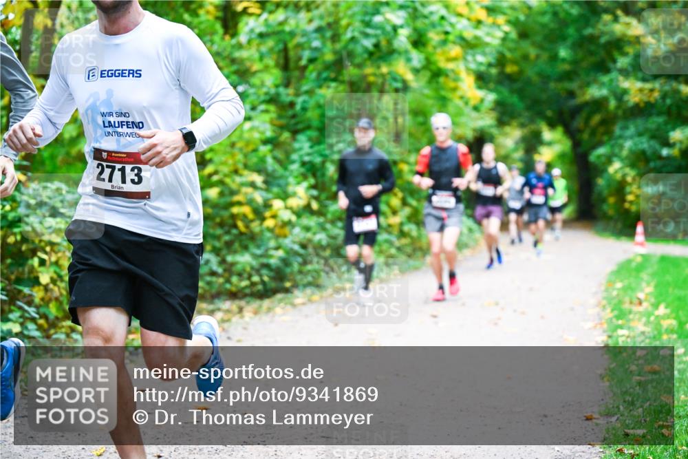 12.10.2025 - Bramfelder Halbmarathon 2025 Dr. Thomas Lammeyer http://msf.ph/oto/9341869 12.10.2025 09:53:15 Laufen 2713 meine-sportfotos.de