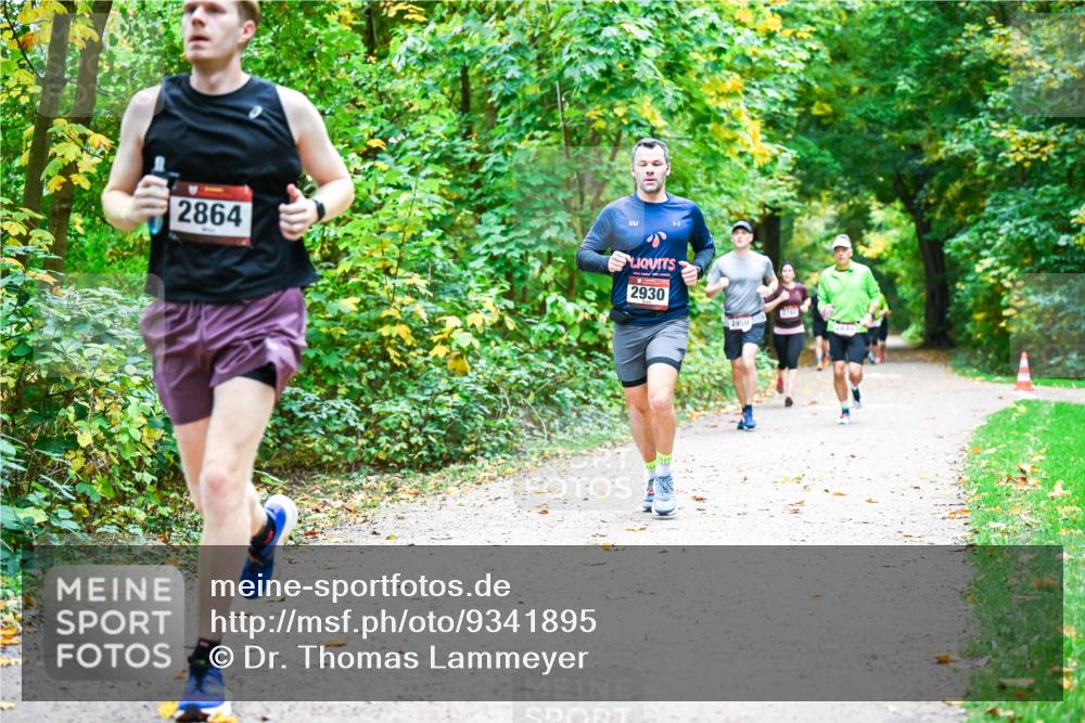 12.10.2025 - Bramfelder Halbmarathon 2025 Dr. Thomas Lammeyer http://msf.ph/oto/9341895 12.10.2025 09:53:19 Laufen 2864, 2930, 2950 meine-sportfotos.de