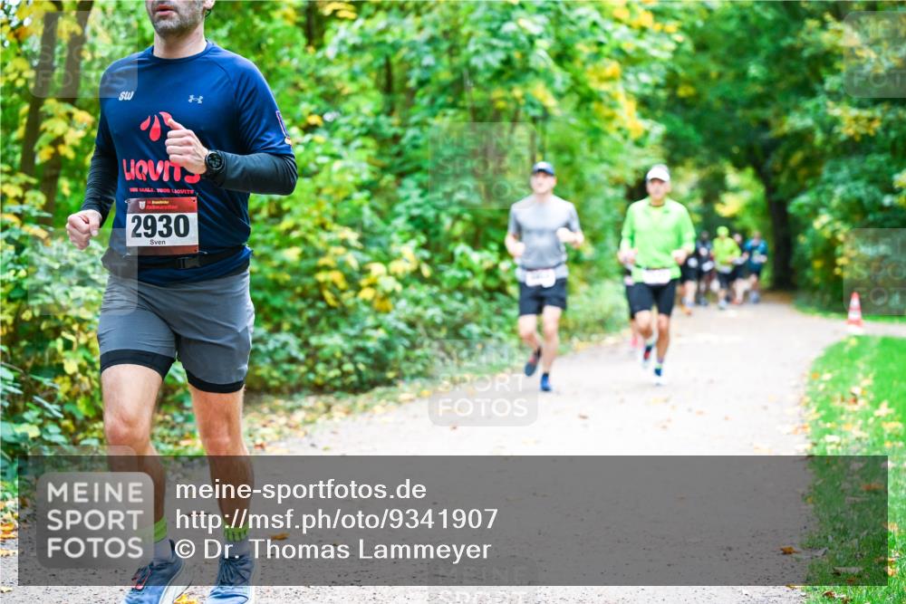 12.10.2025 - Bramfelder Halbmarathon 2025 Dr. Thomas Lammeyer http://msf.ph/oto/9341907 12.10.2025 09:53:21 Laufen 34, 2930 meine-sportfotos.de