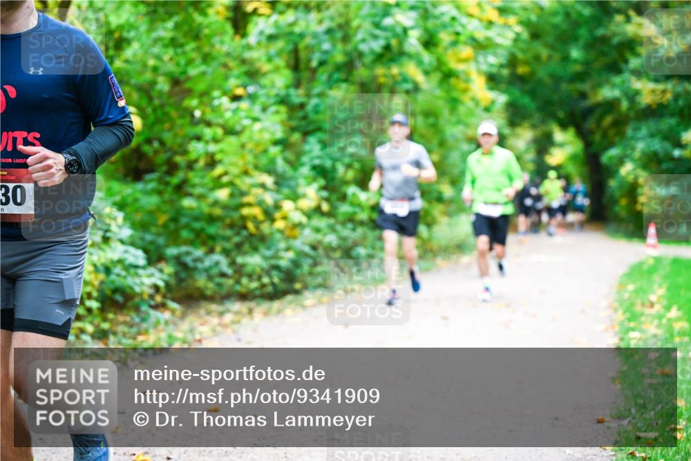 12.10.2025 - Bramfelder Halbmarathon 2025 Dr. Thomas Lammeyer http://msf.ph/oto/9341909 12.10.2025 09:53:21 Laufen 30 meine-sportfotos.de