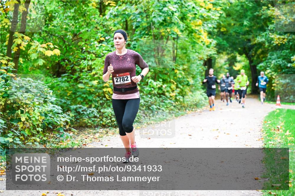 12.10.2025 - Bramfelder Halbmarathon 2025 Dr. Thomas Lammeyer http://msf.ph/oto/9341933 12.10.2025 09:53:25 Laufen 2782 meine-sportfotos.de